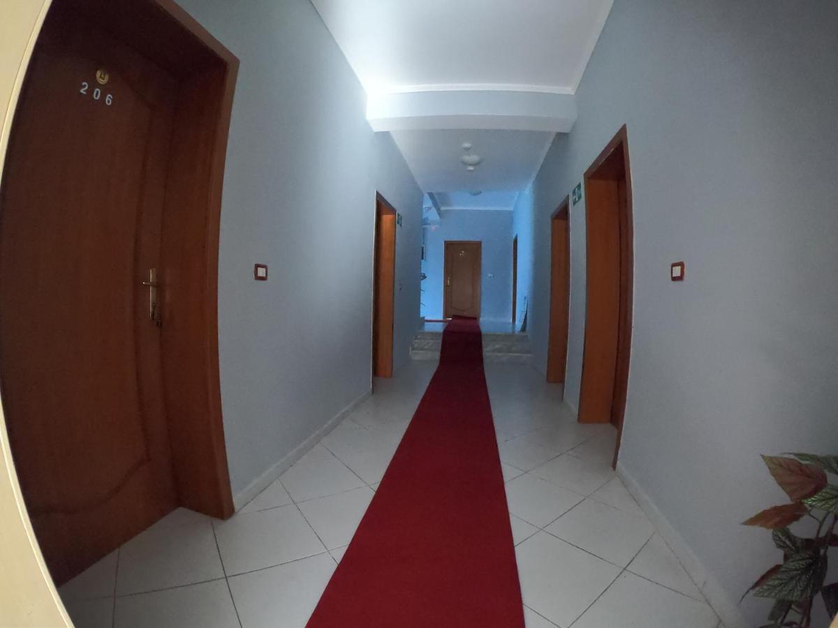Hotel Anxhelo Kuçovë Exterior foto